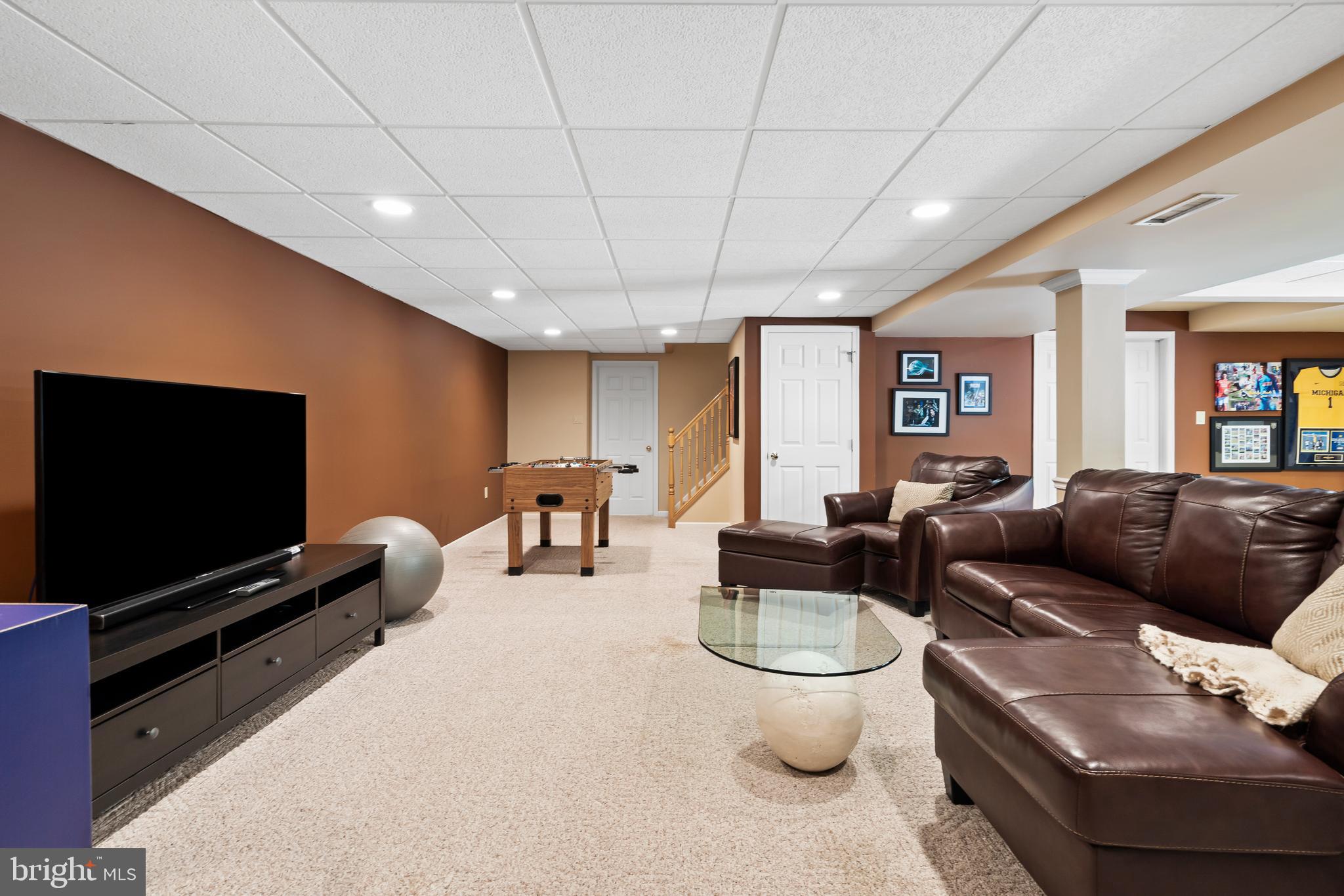 WEST WYND - Residential