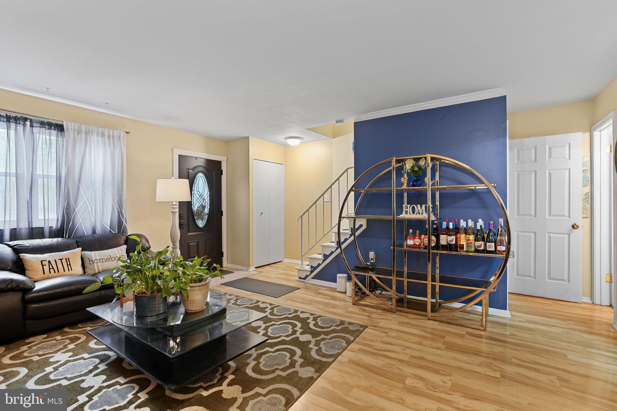 426 ELLWELL COURT