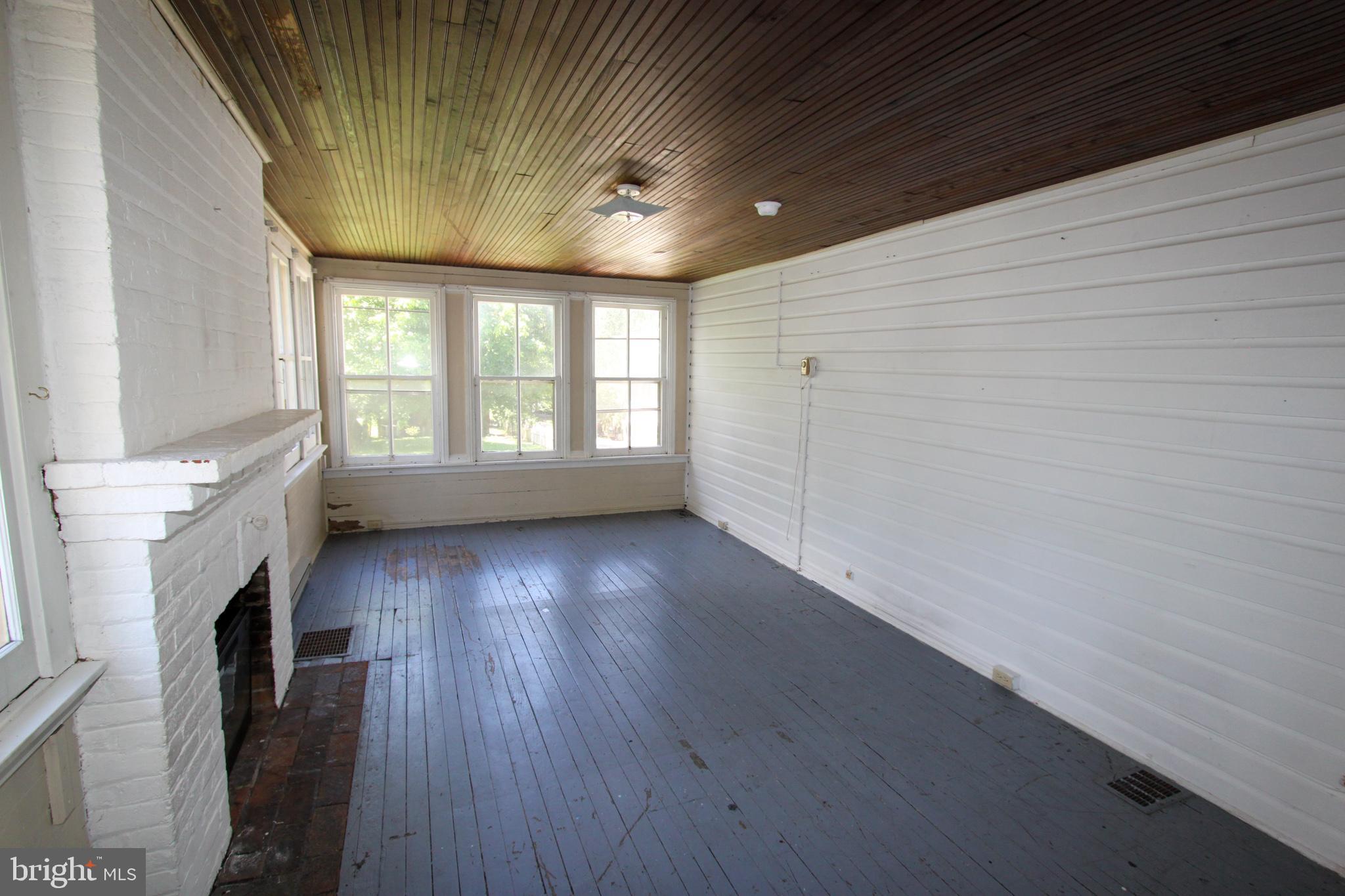 SHEPHERDSTOWN - Residential Lease