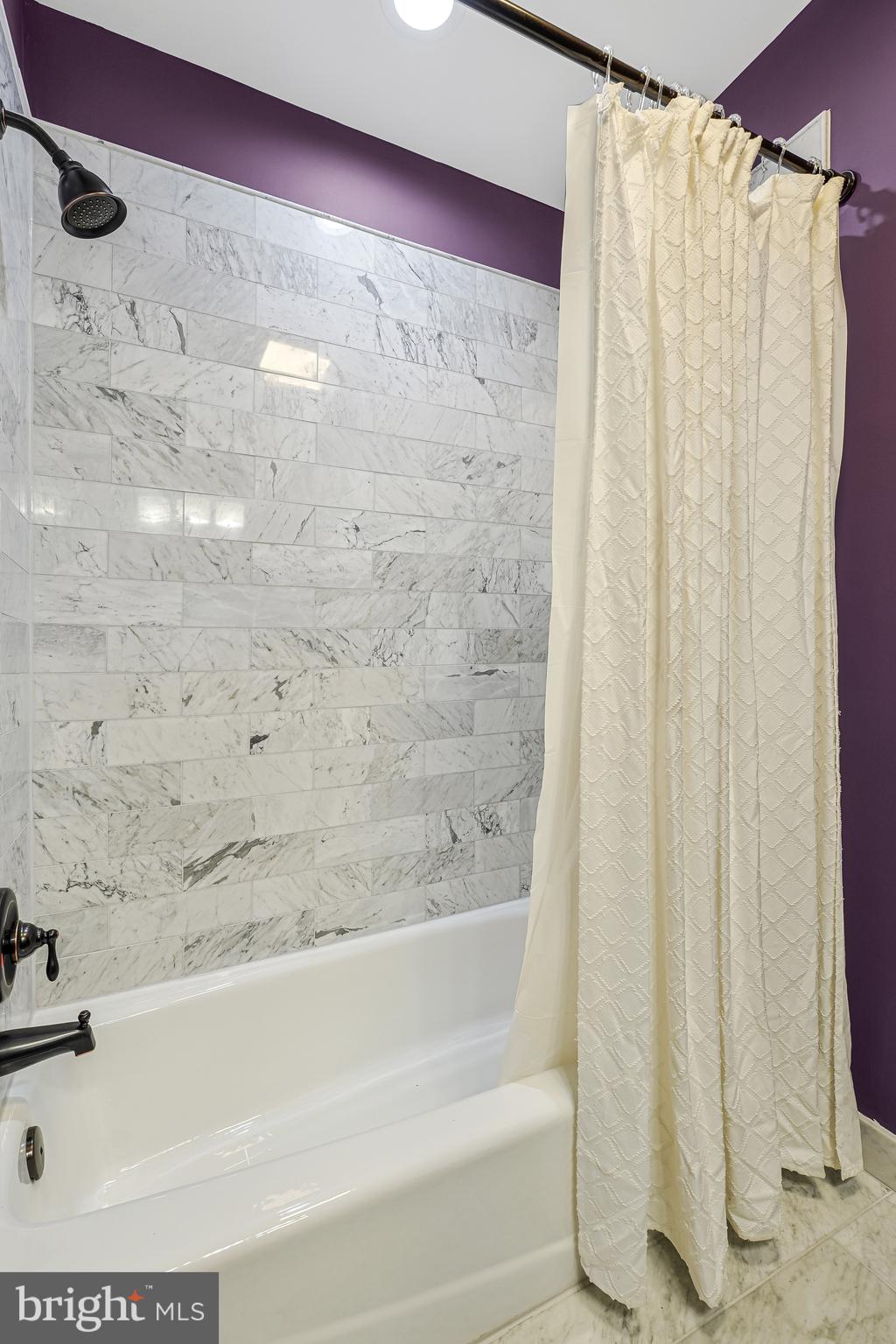 WATERFALL - Residential