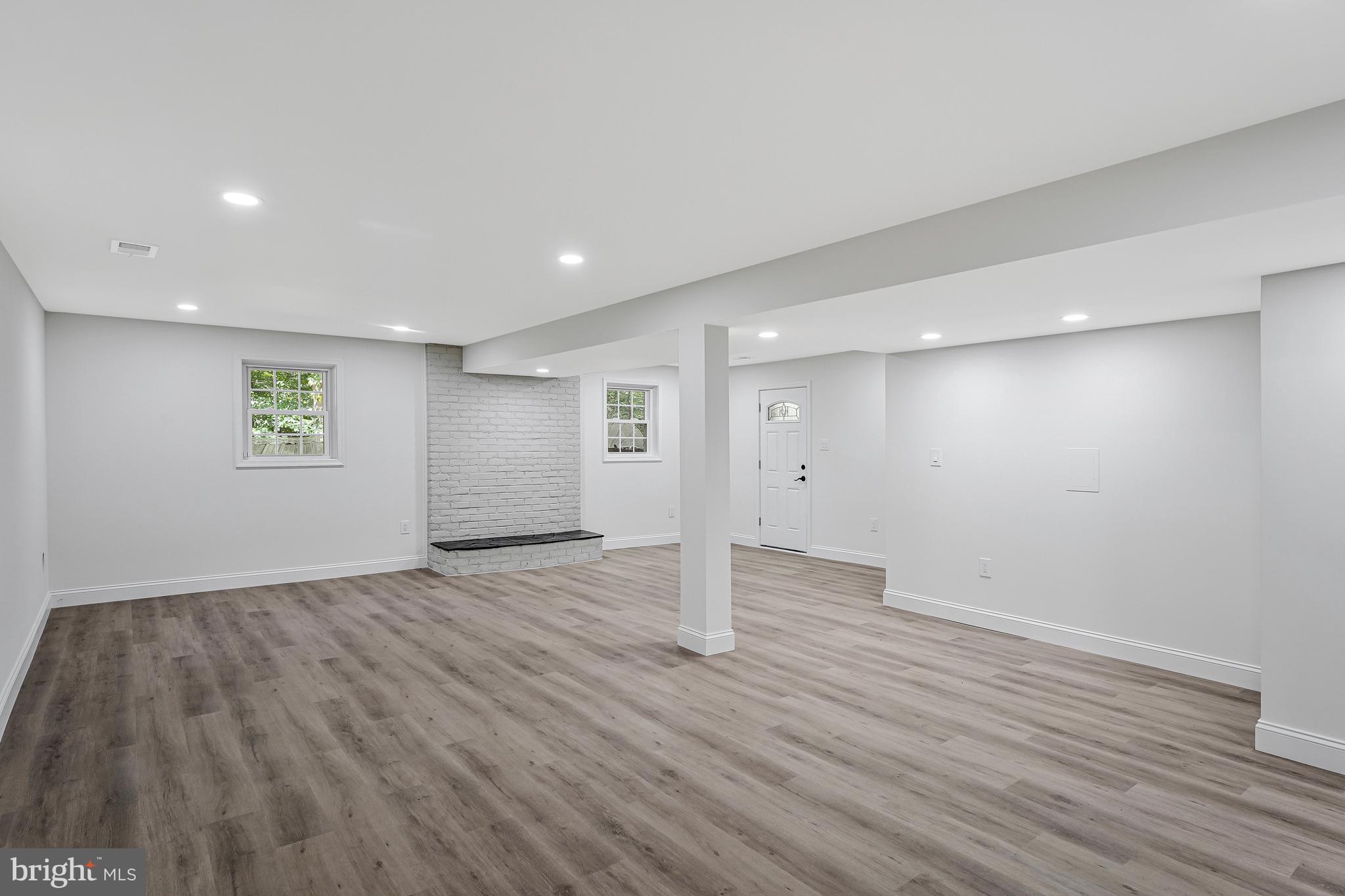 WATERFALL - Residential