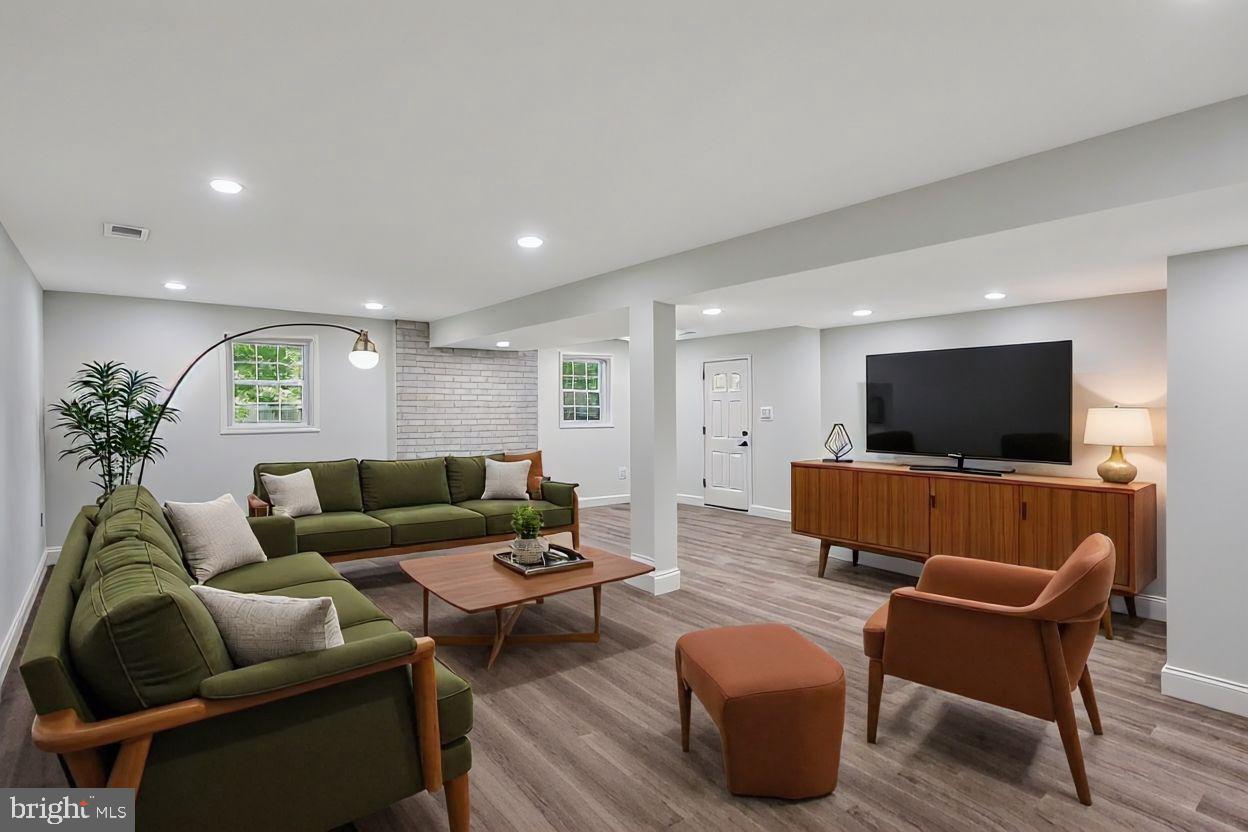 WATERFALL - Residential