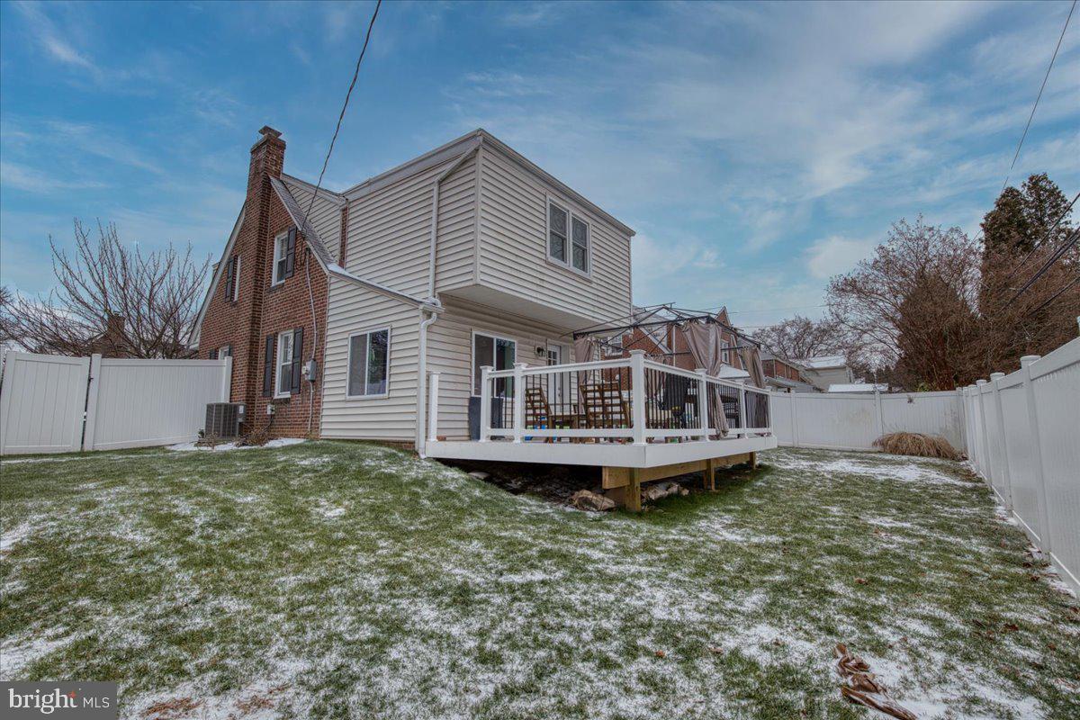 LAFAYETTE HILL - Residential