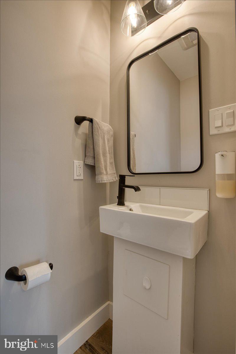 LAFAYETTE HILL - Residential