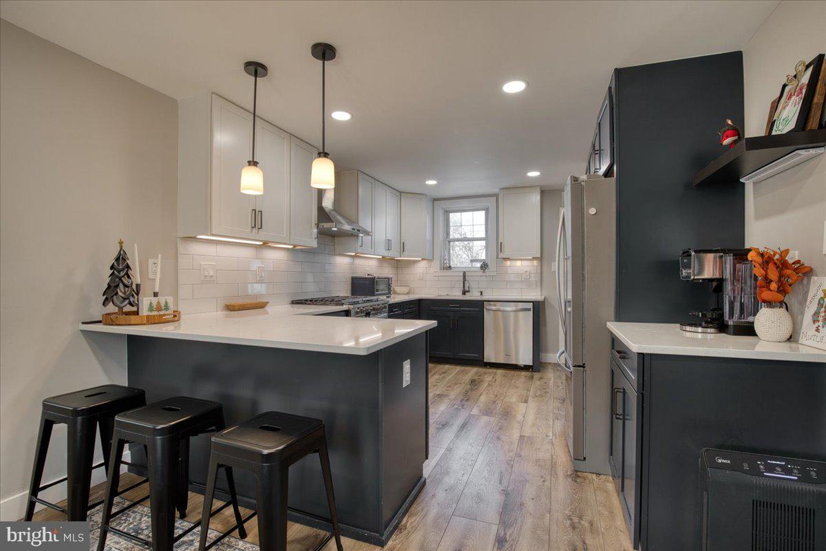 LAFAYETTE HILL - Residential