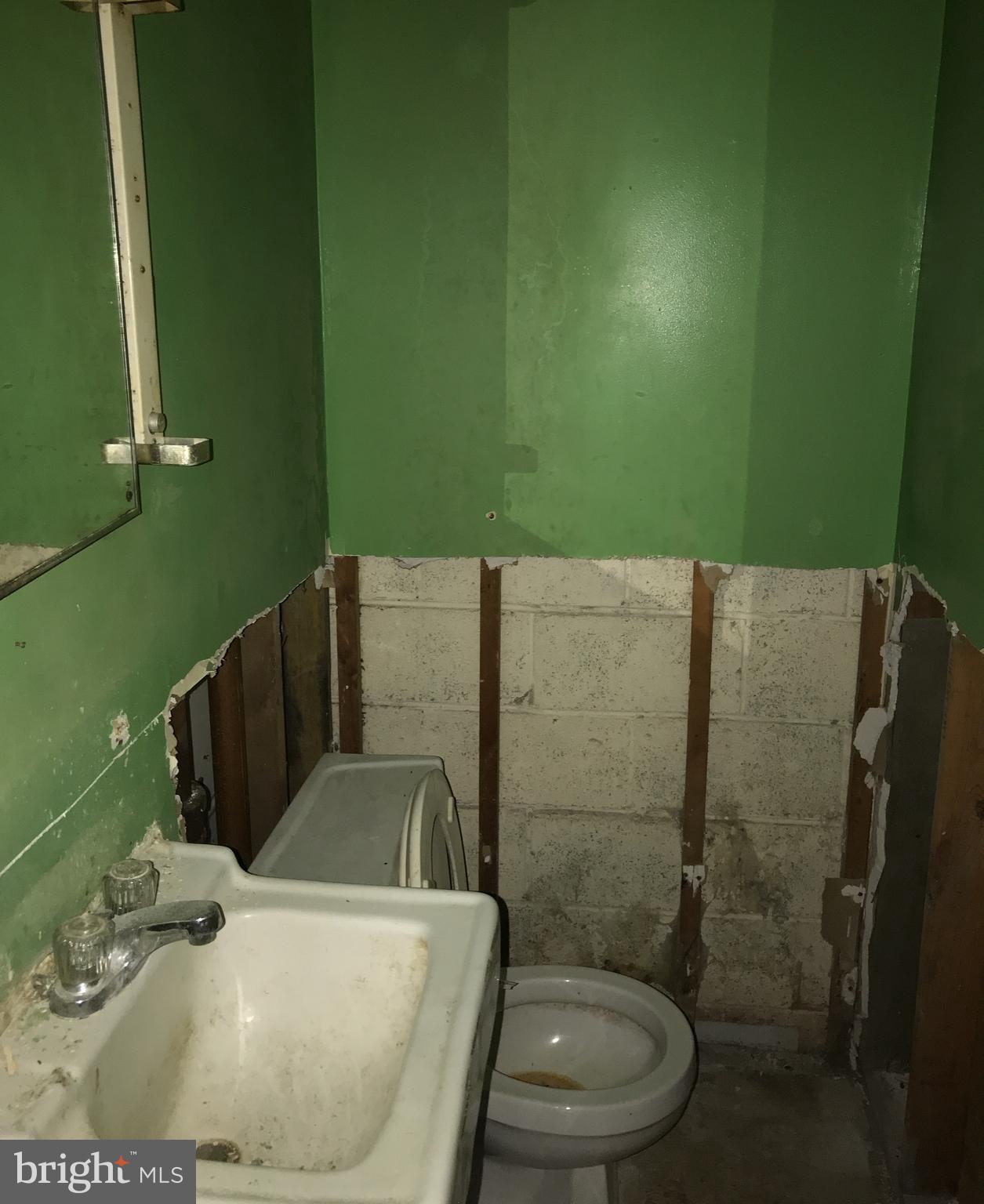 CHESTER GROVE - Residential