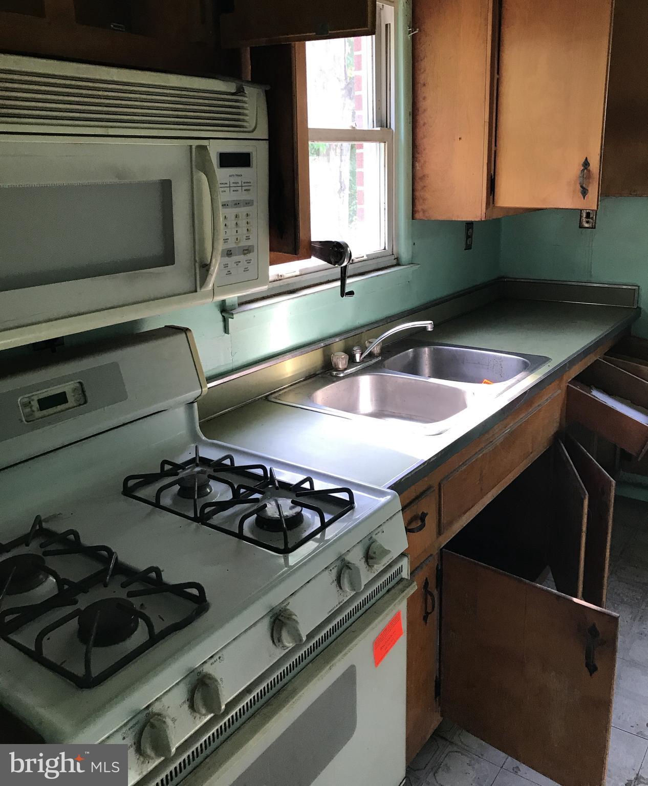 CHESTER GROVE - Residential