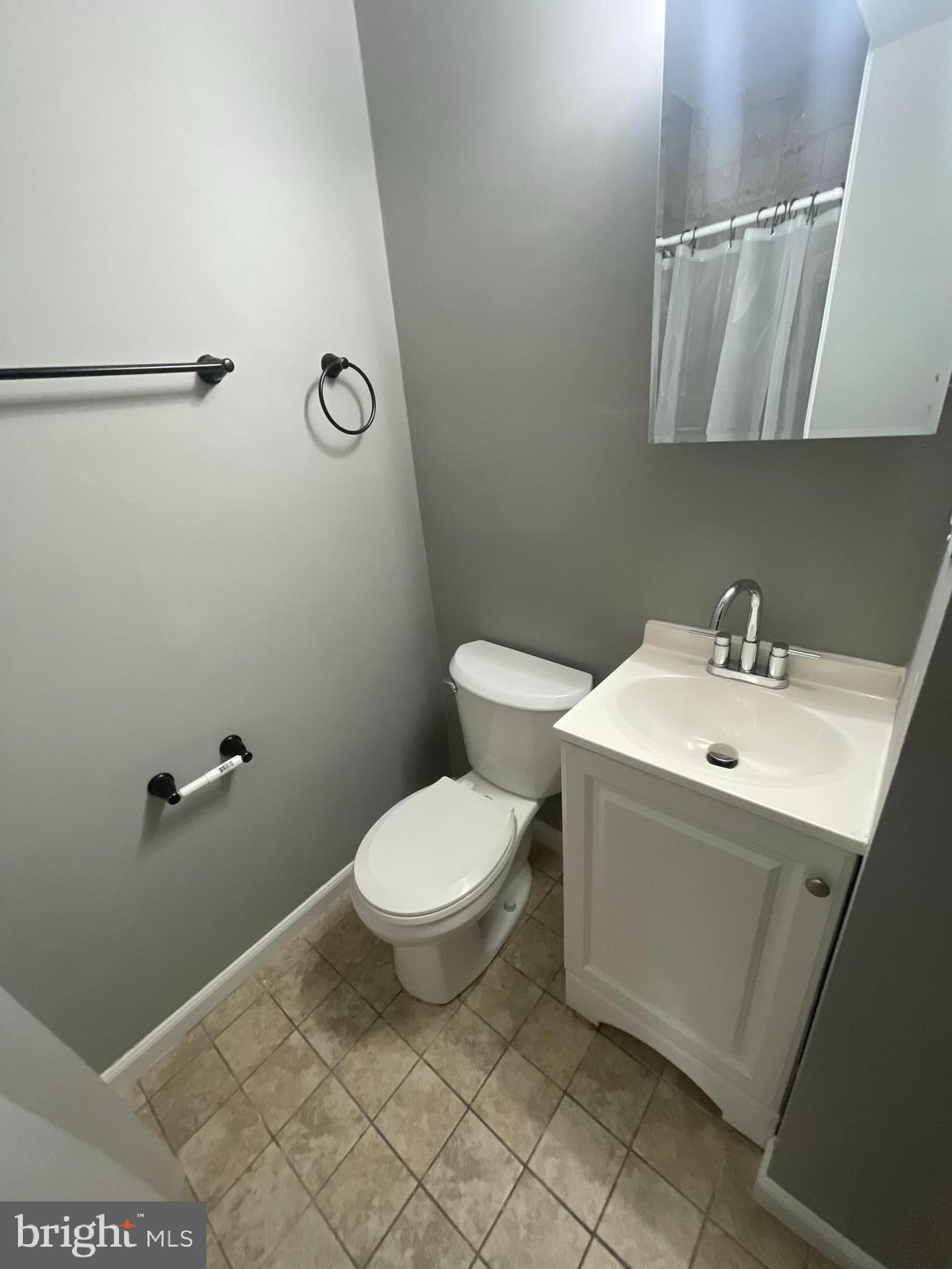 FORESTVIEW - Residential Lease