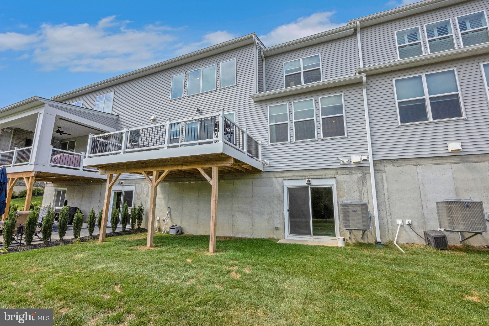 DOYLESTOWN WALK - Residential Lease