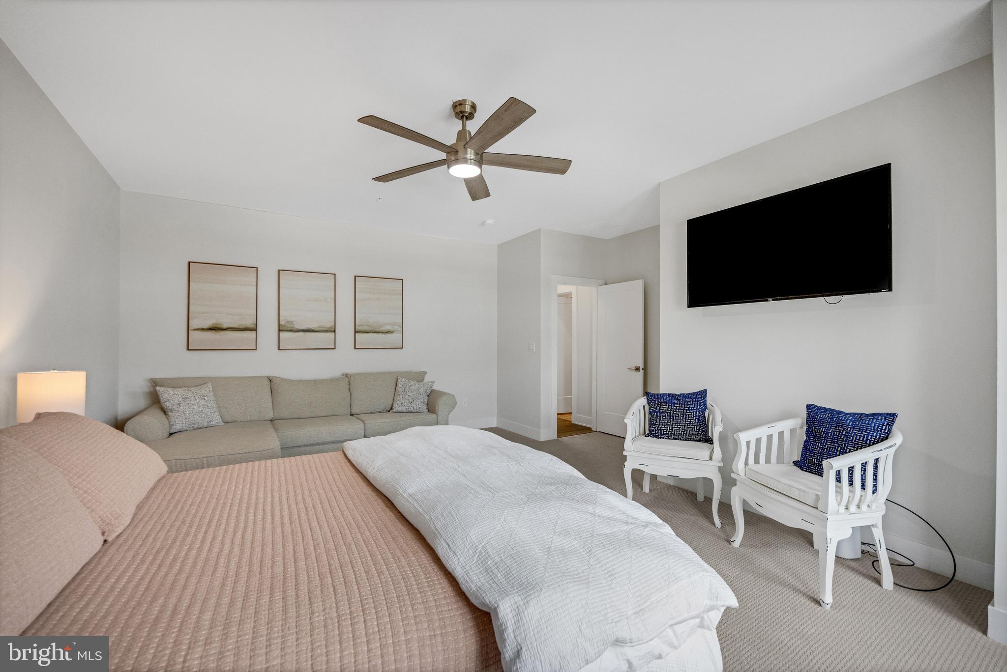 DOYLESTOWN WALK - Residential Lease