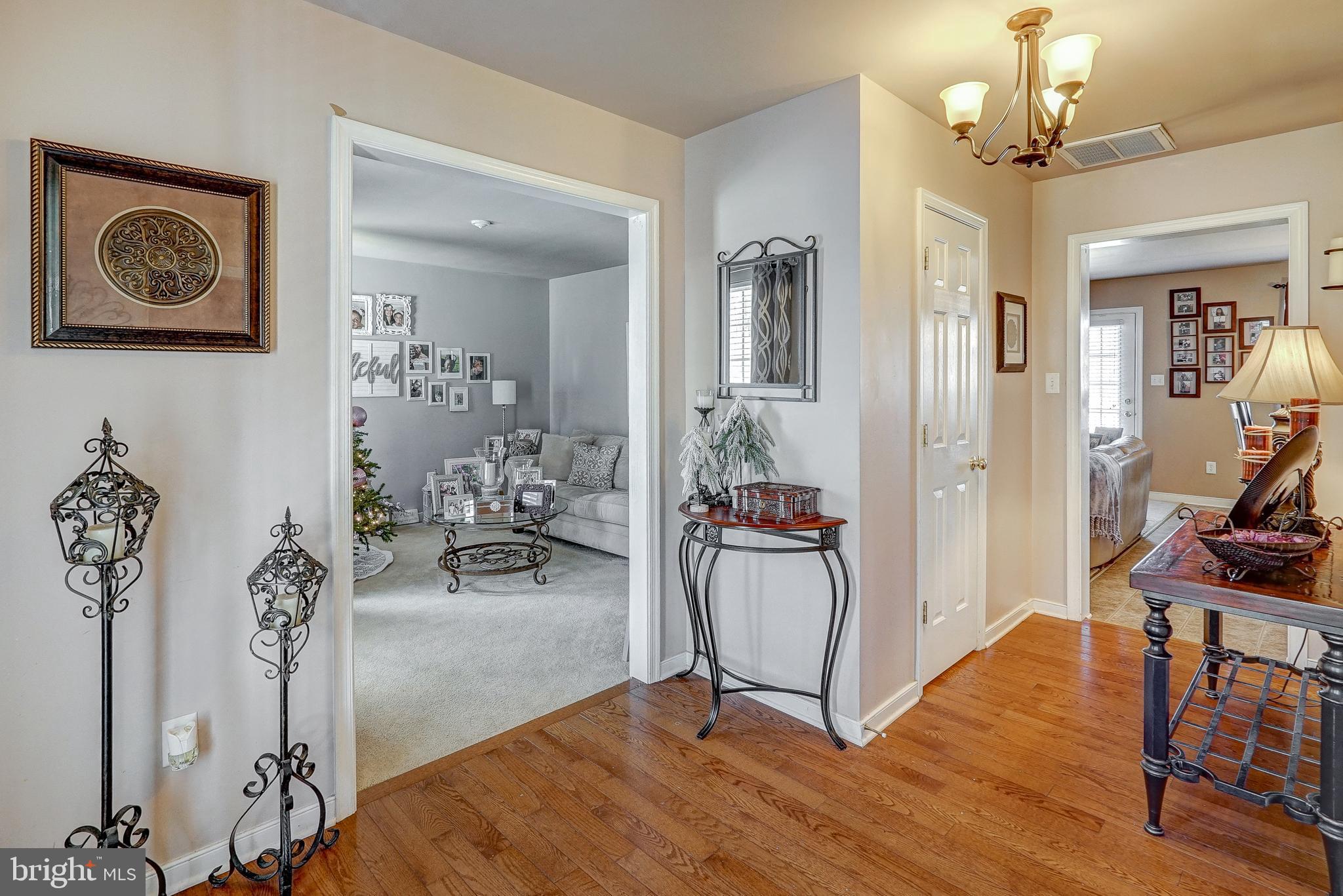 COUNTRYSIDE - Residential