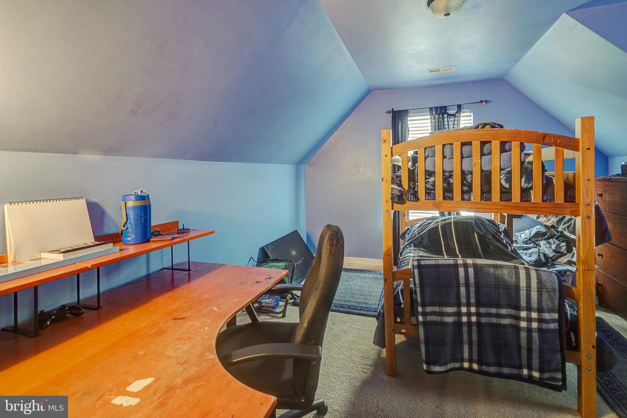 COUNTRYSIDE - Residential