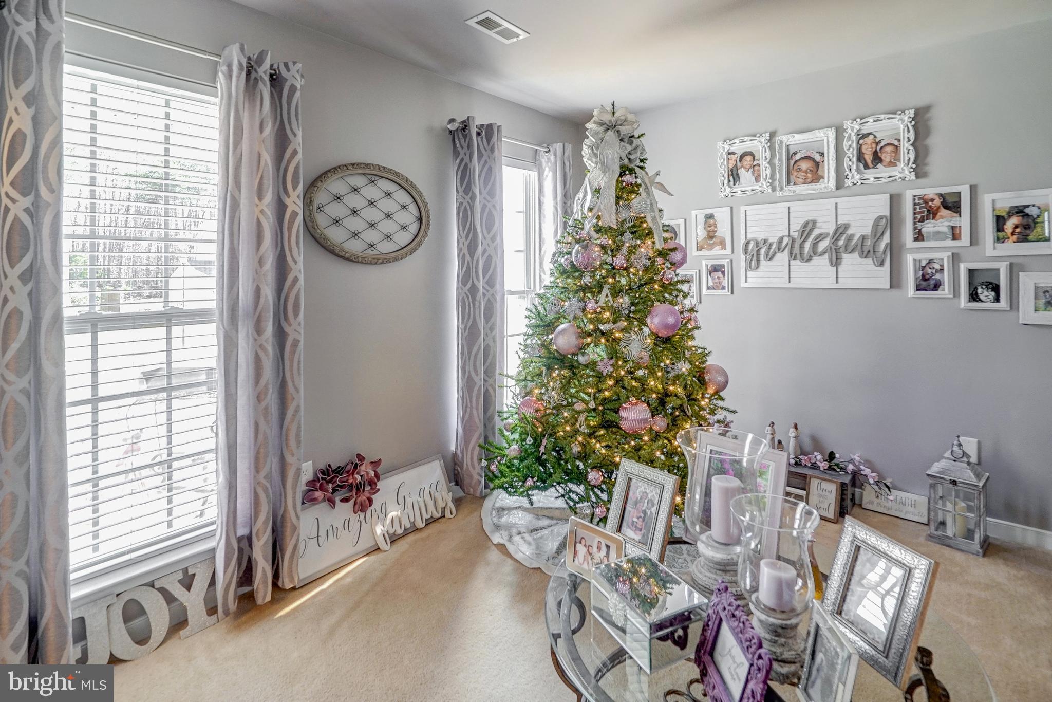 COUNTRYSIDE - Residential