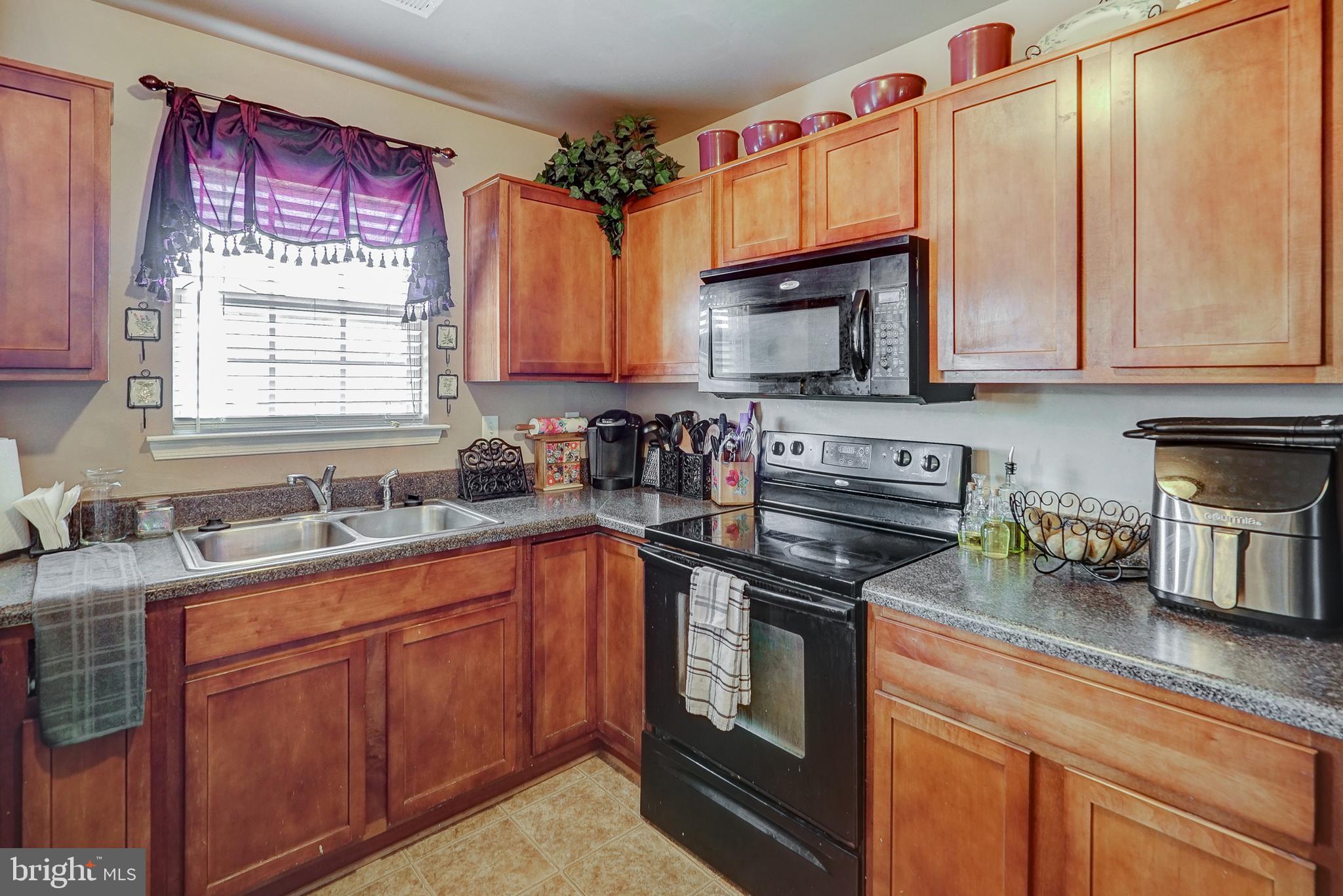 COUNTRYSIDE - Residential