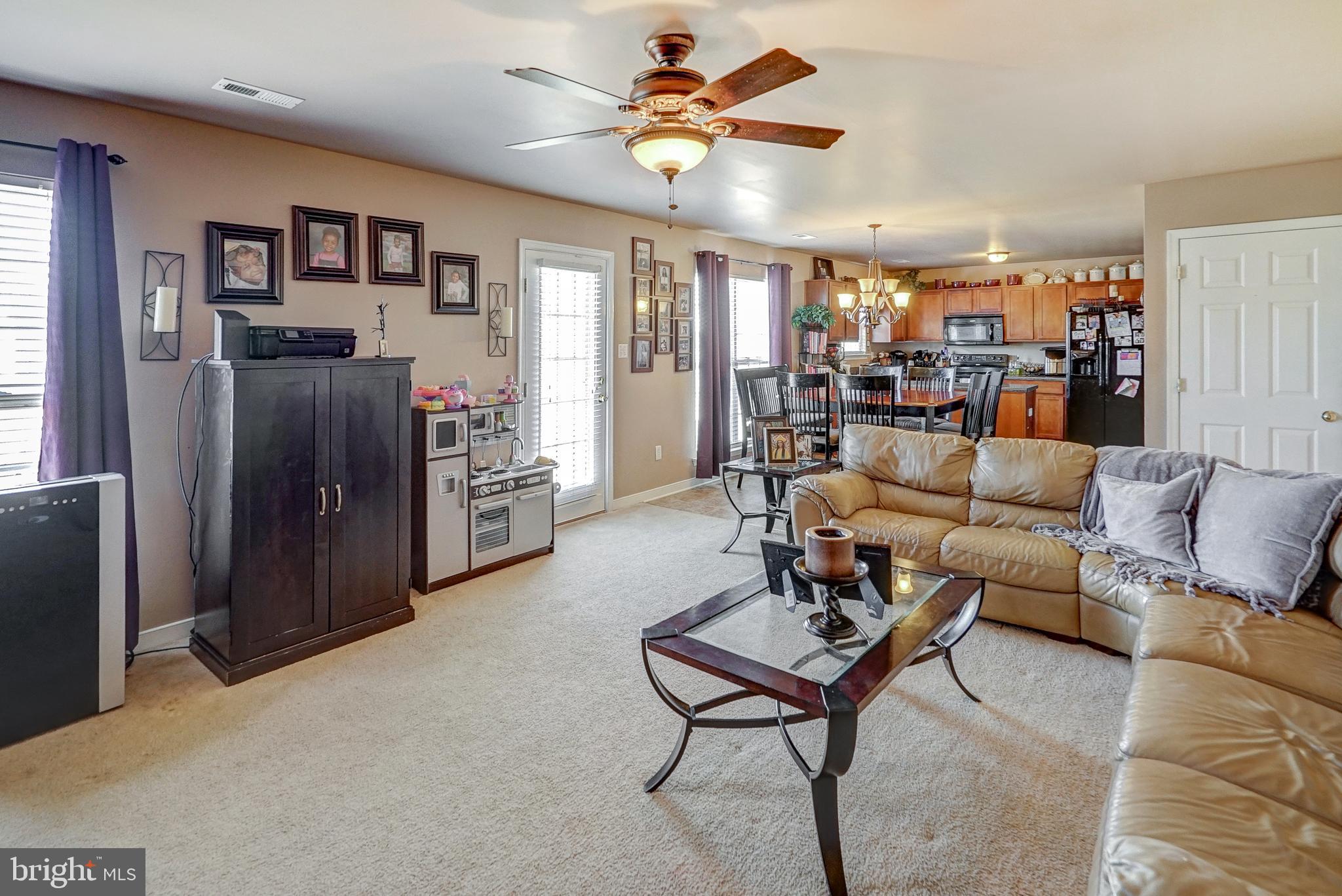 COUNTRYSIDE - Residential