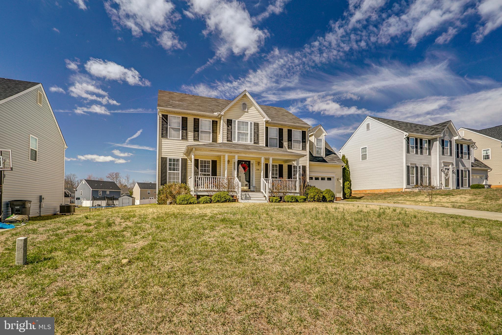 COUNTRYSIDE - Residential