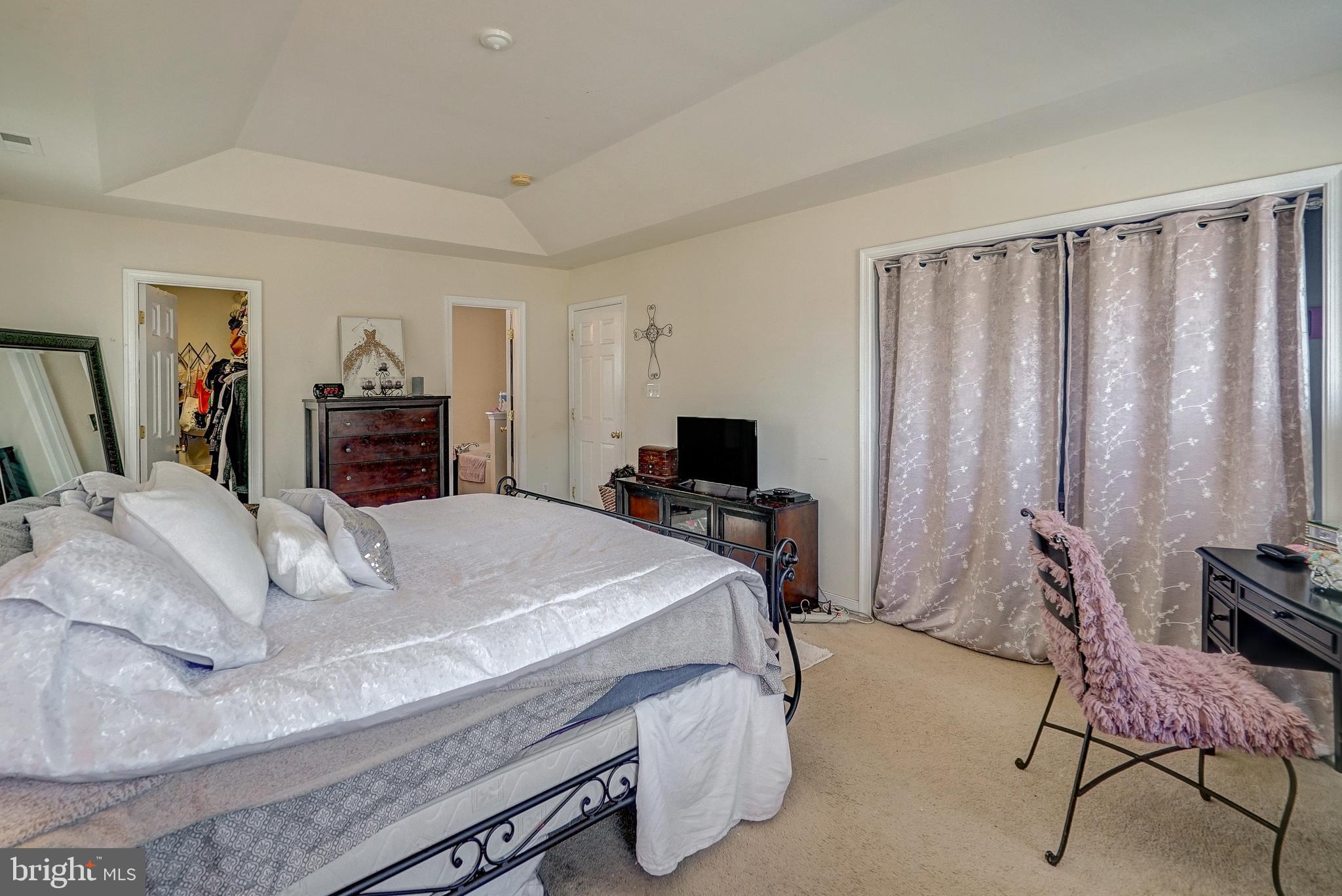 COUNTRYSIDE - Residential