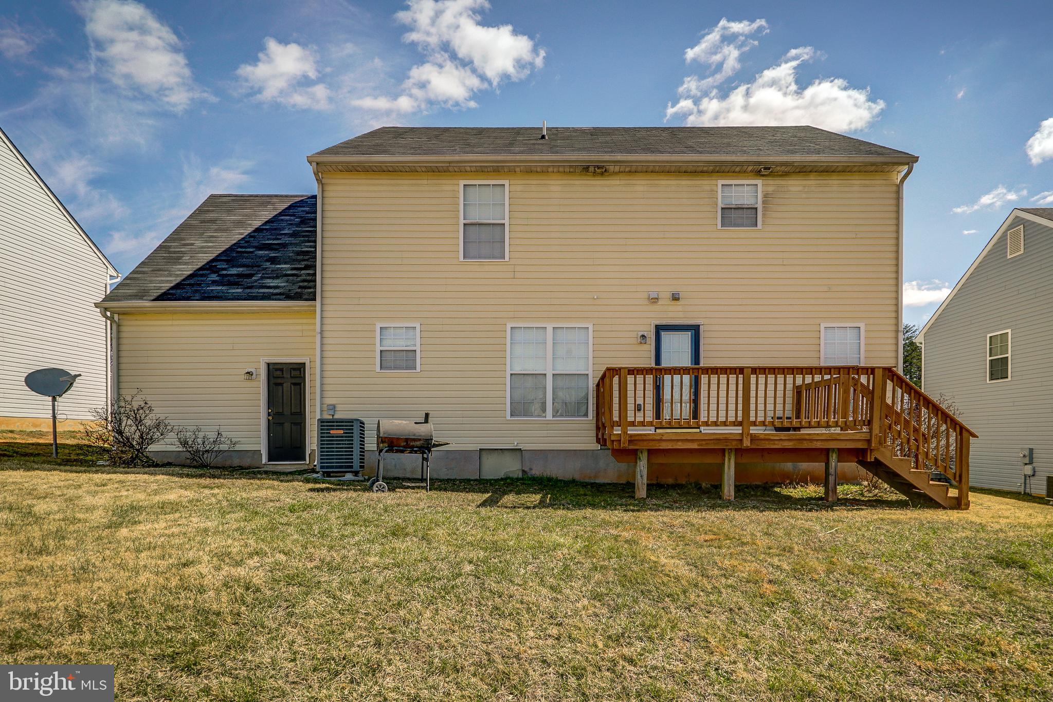 COUNTRYSIDE - Residential