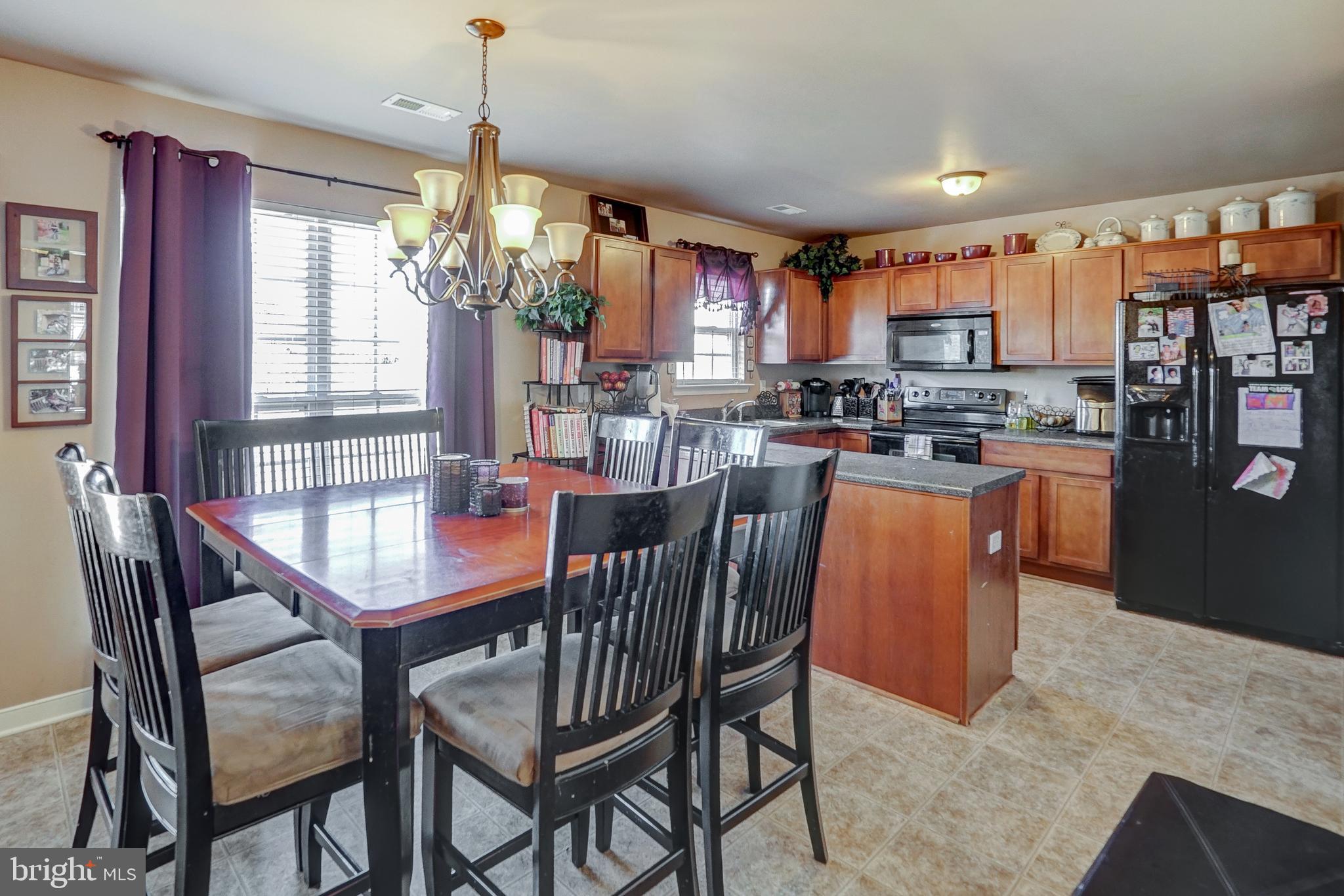 COUNTRYSIDE - Residential