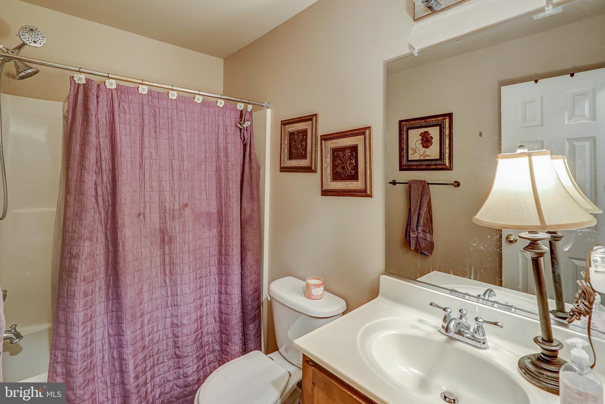 COUNTRYSIDE - Residential