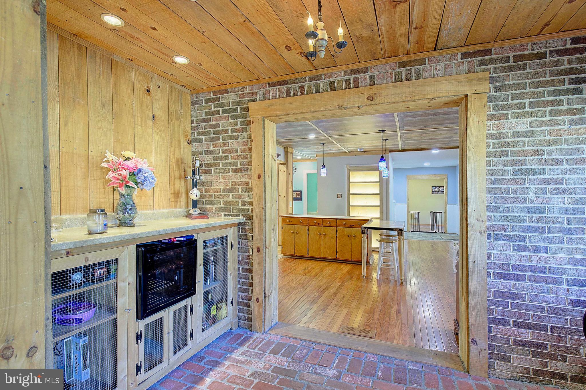 WOODLAND ACRES - Residential