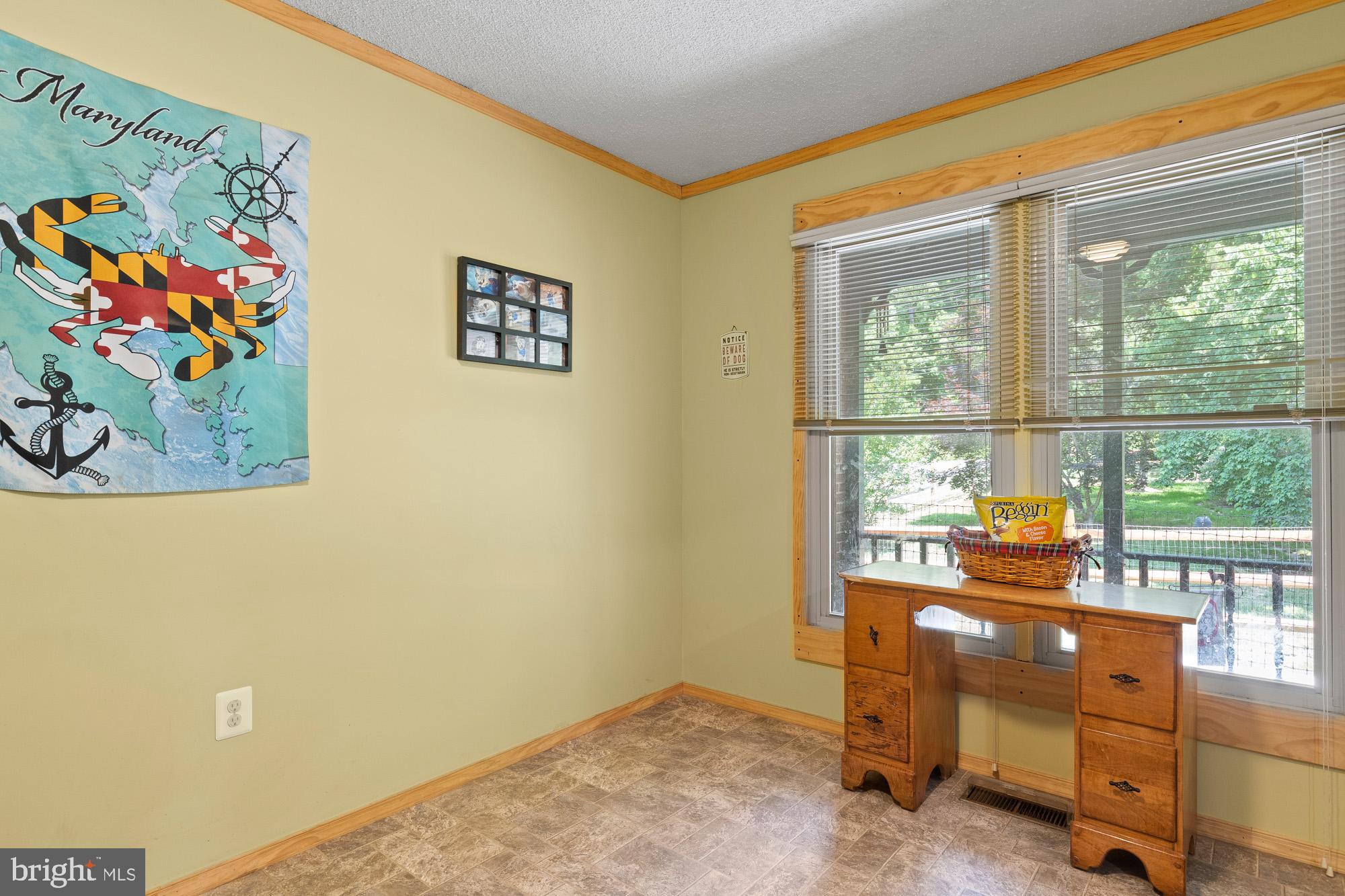 WOODLAND ACRES - Residential