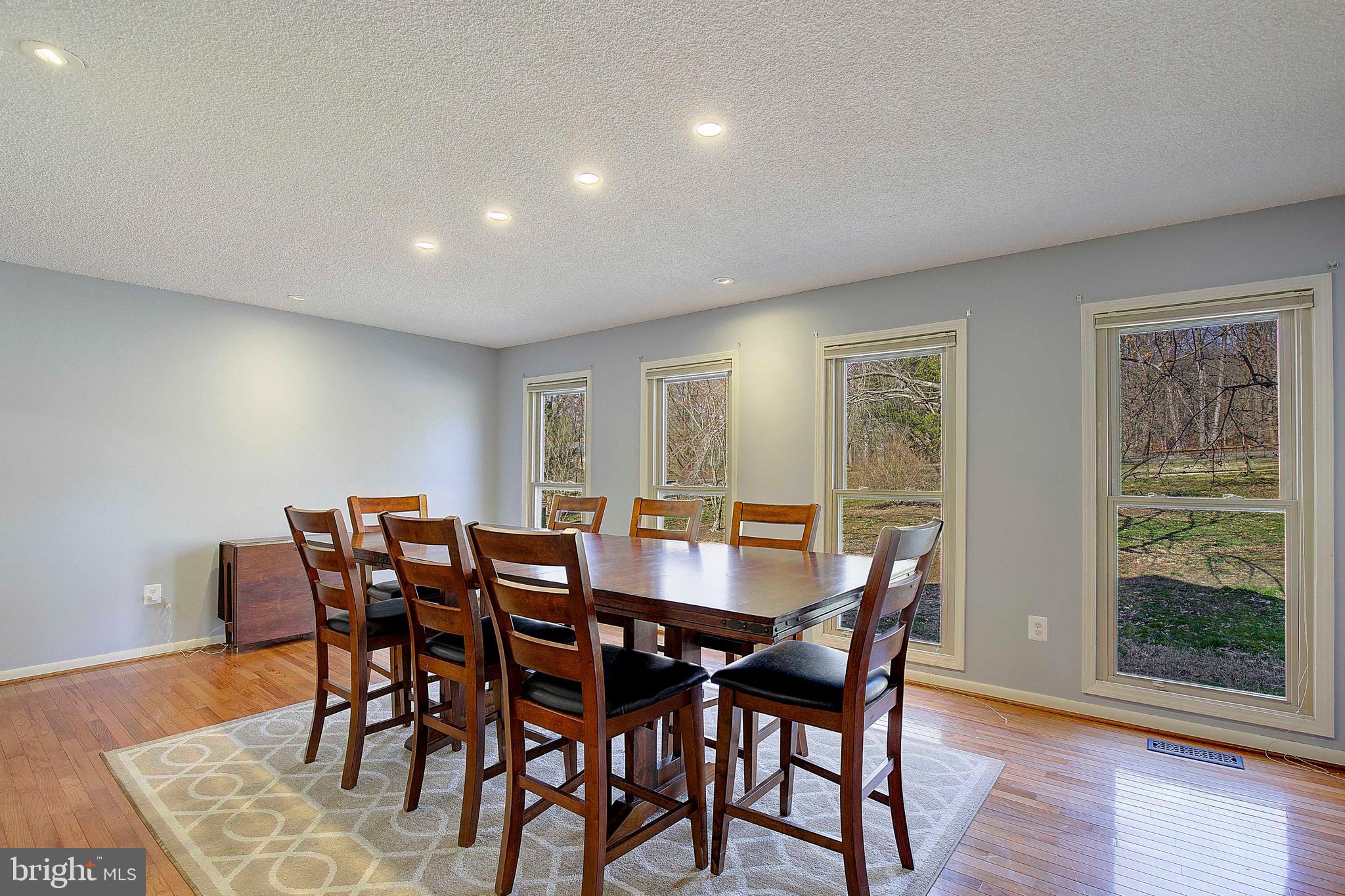 WOODLAND ACRES - Residential