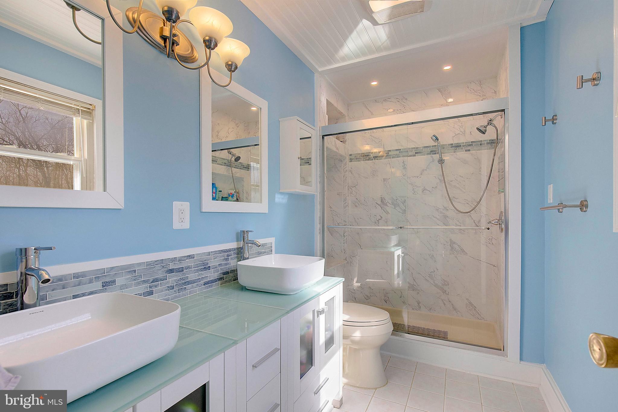 WOODLAND ACRES - Residential