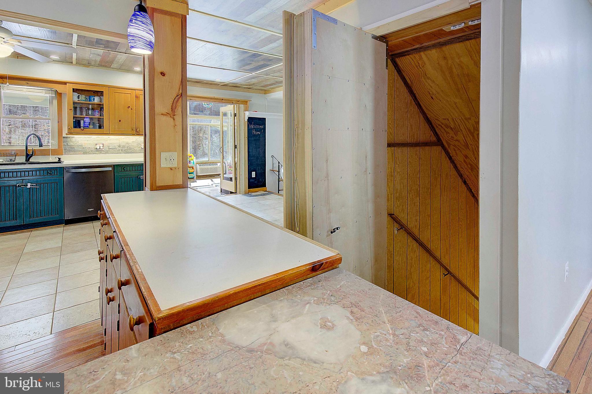 WOODLAND ACRES - Residential