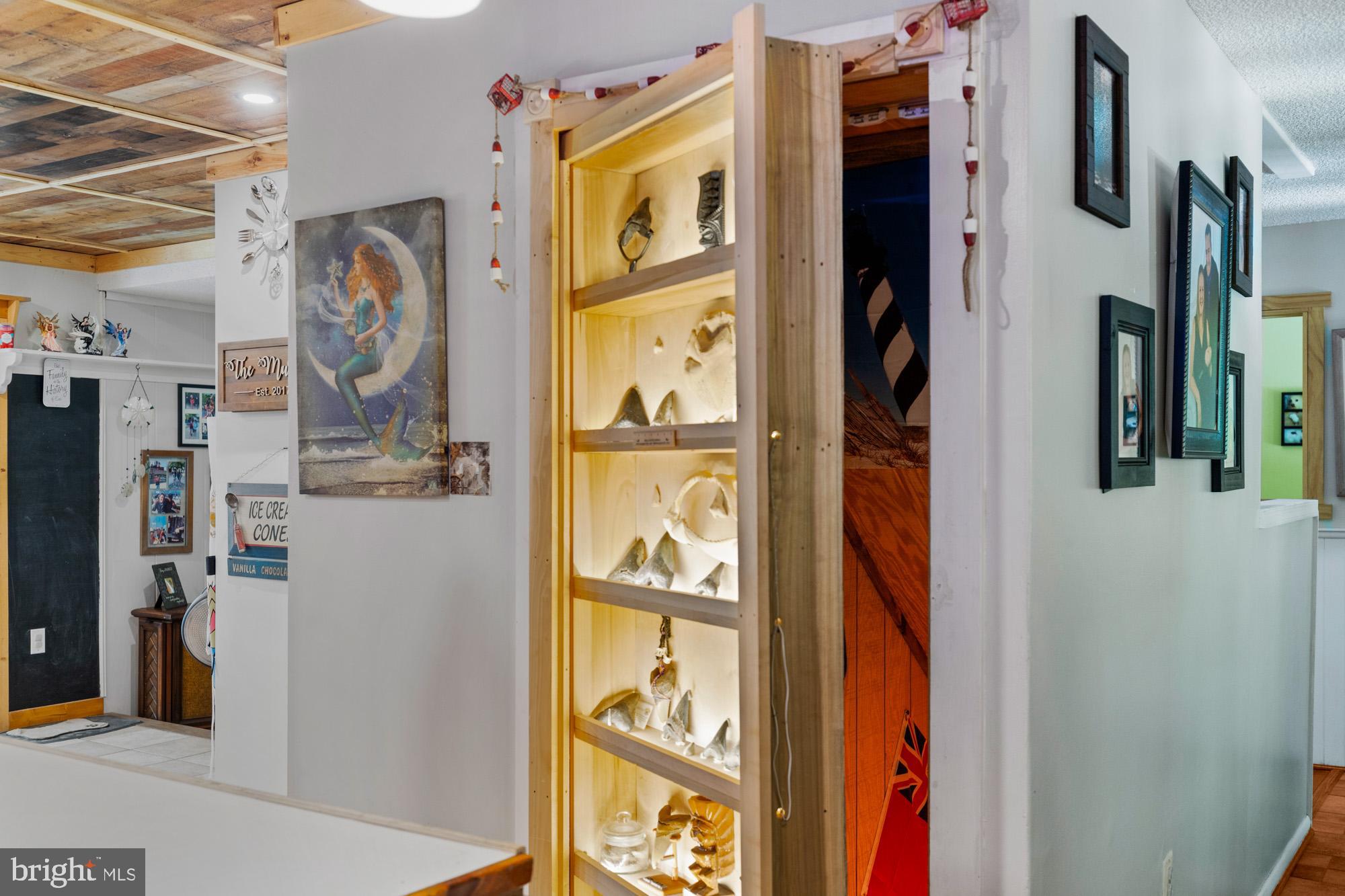 WOODLAND ACRES - Residential