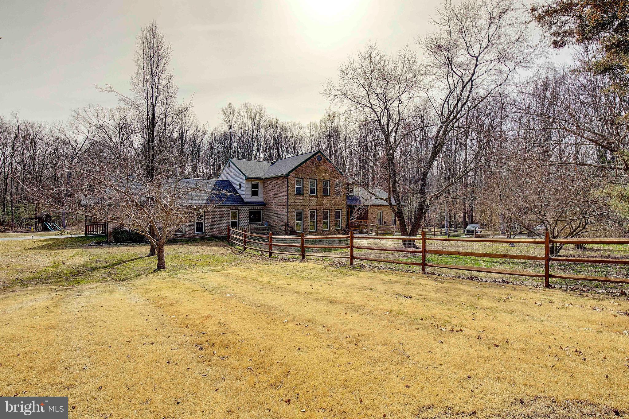 WOODLAND ACRES - Residential