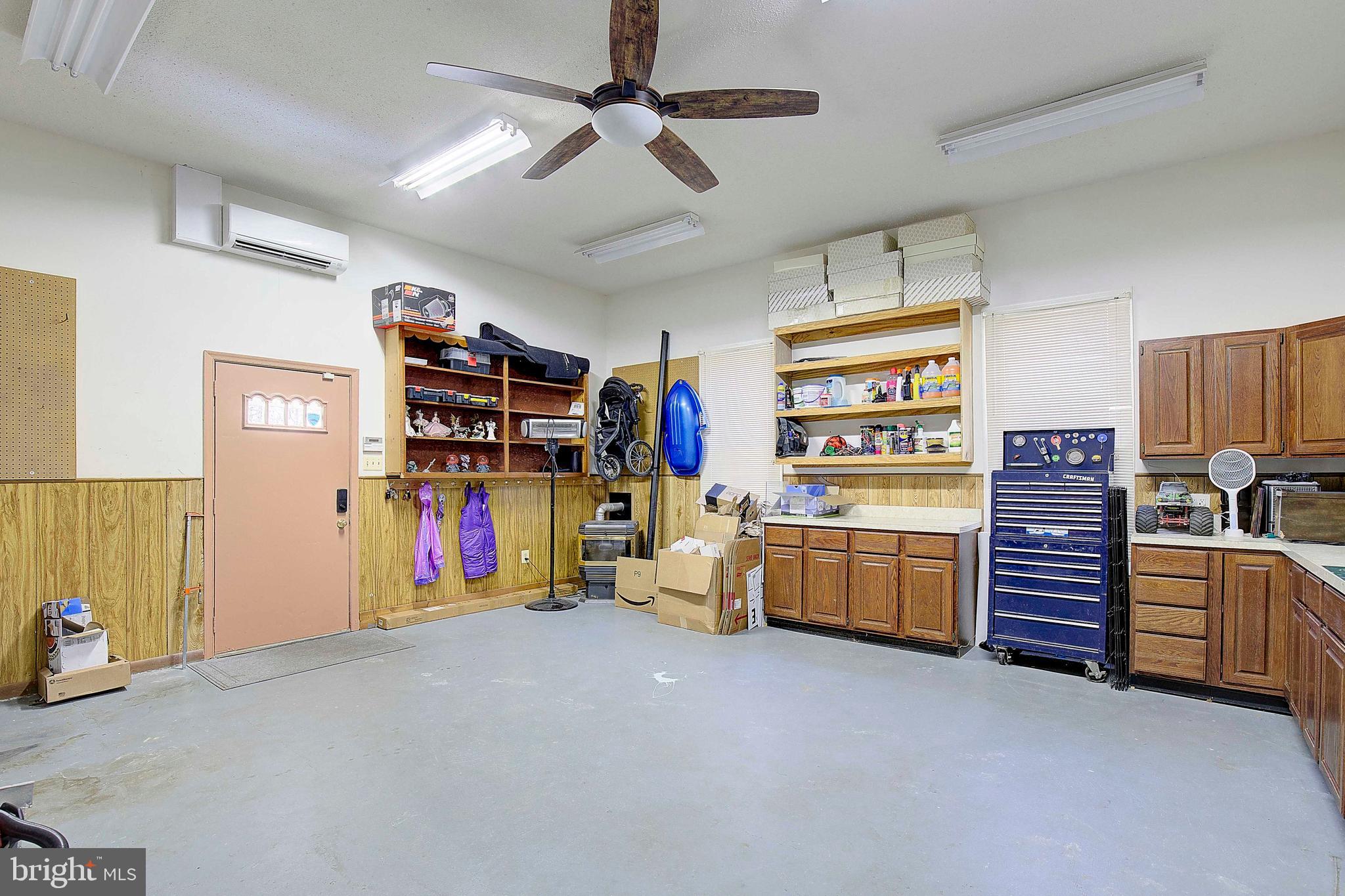 WOODLAND ACRES - Residential