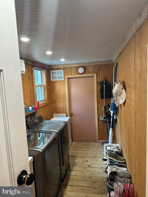 WOODLAND ACRES - Residential