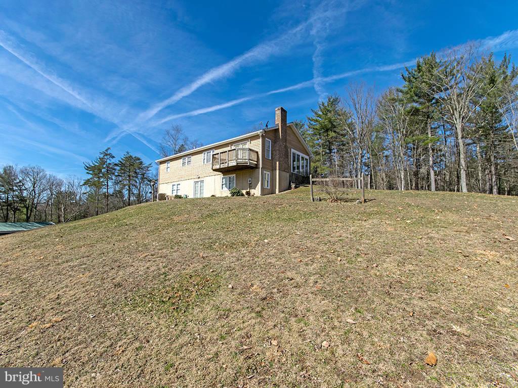 FALLBUSH MT EST - Residential