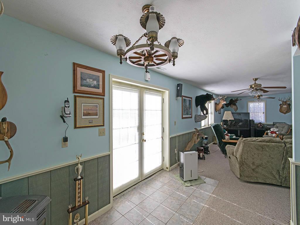 FALLBUSH MT EST - Residential