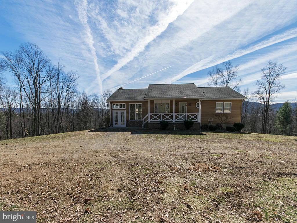 FALLBUSH MT EST - Residential