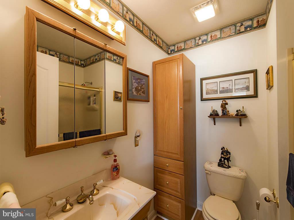 FALLBUSH MT EST - Residential