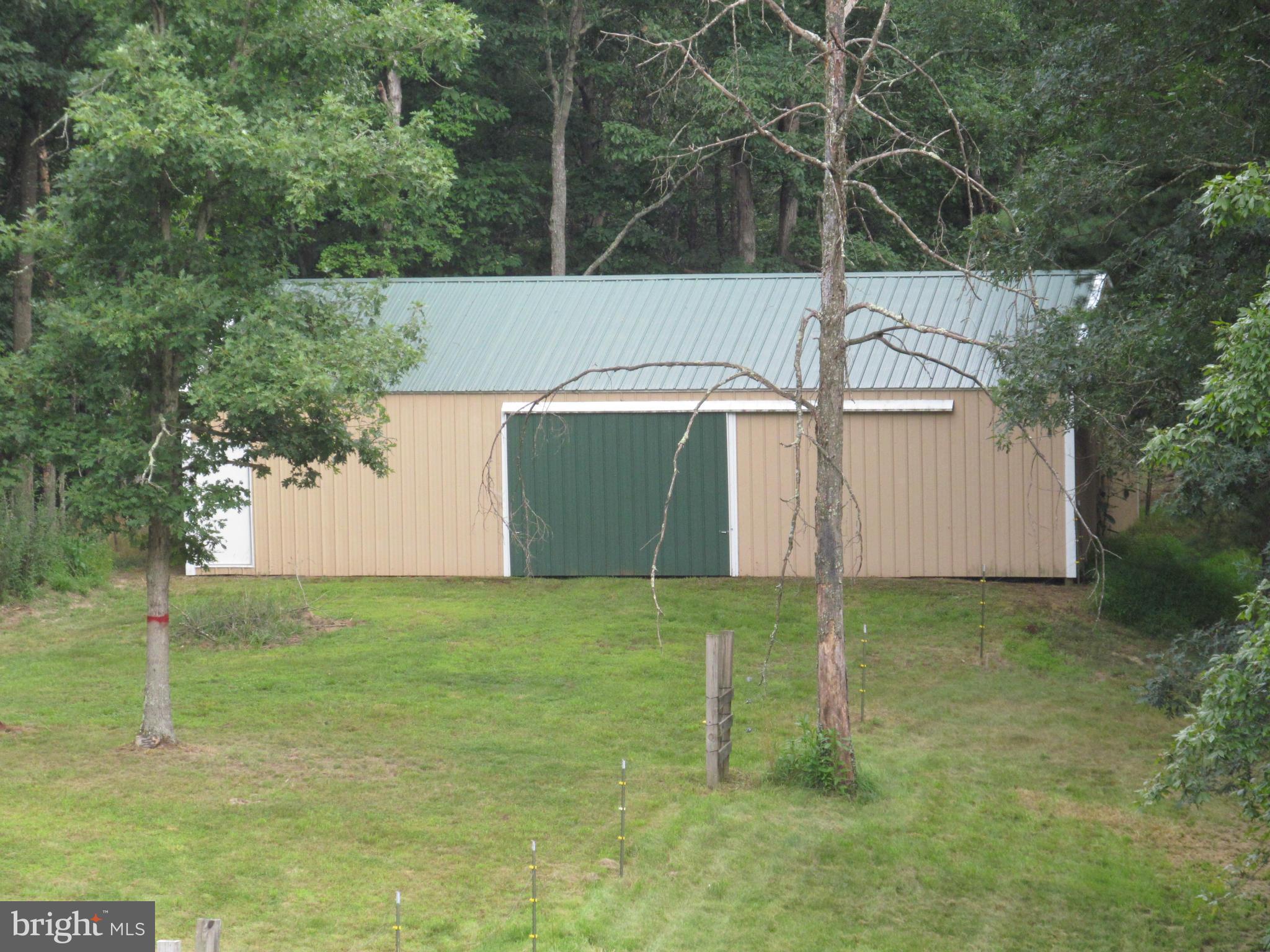 FALLBUSH MT EST - Residential