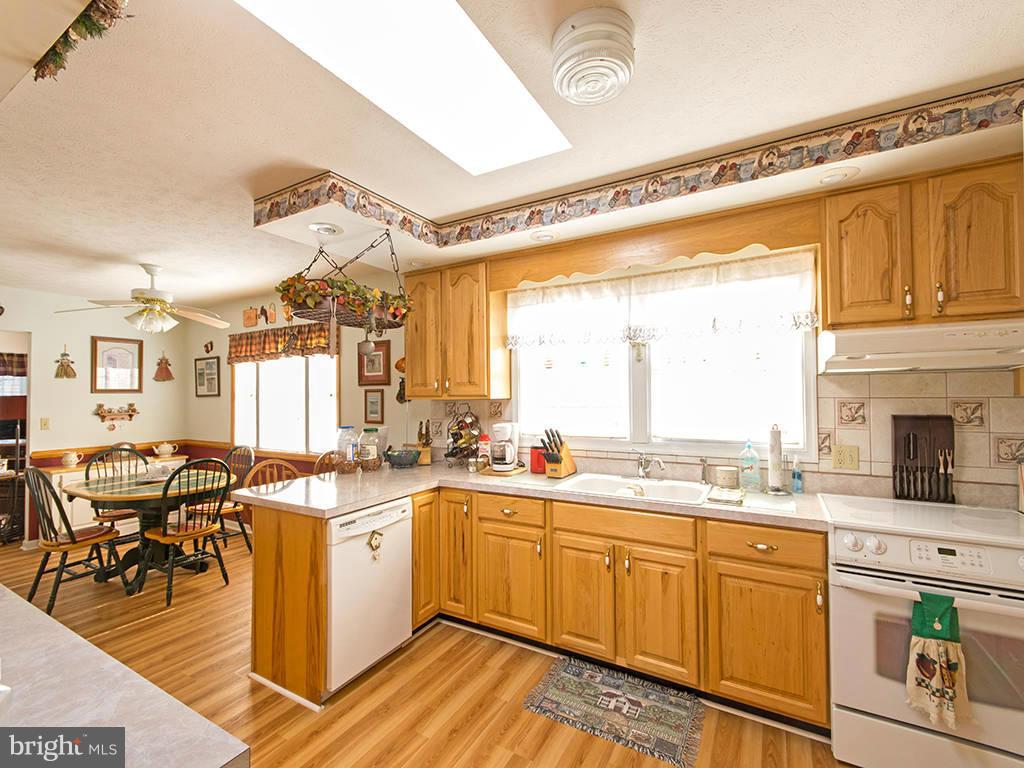 FALLBUSH MT EST - Residential