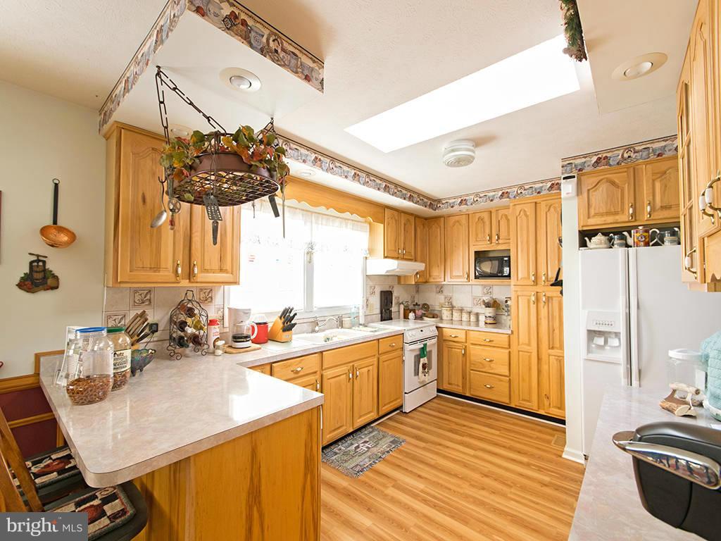 FALLBUSH MT EST - Residential