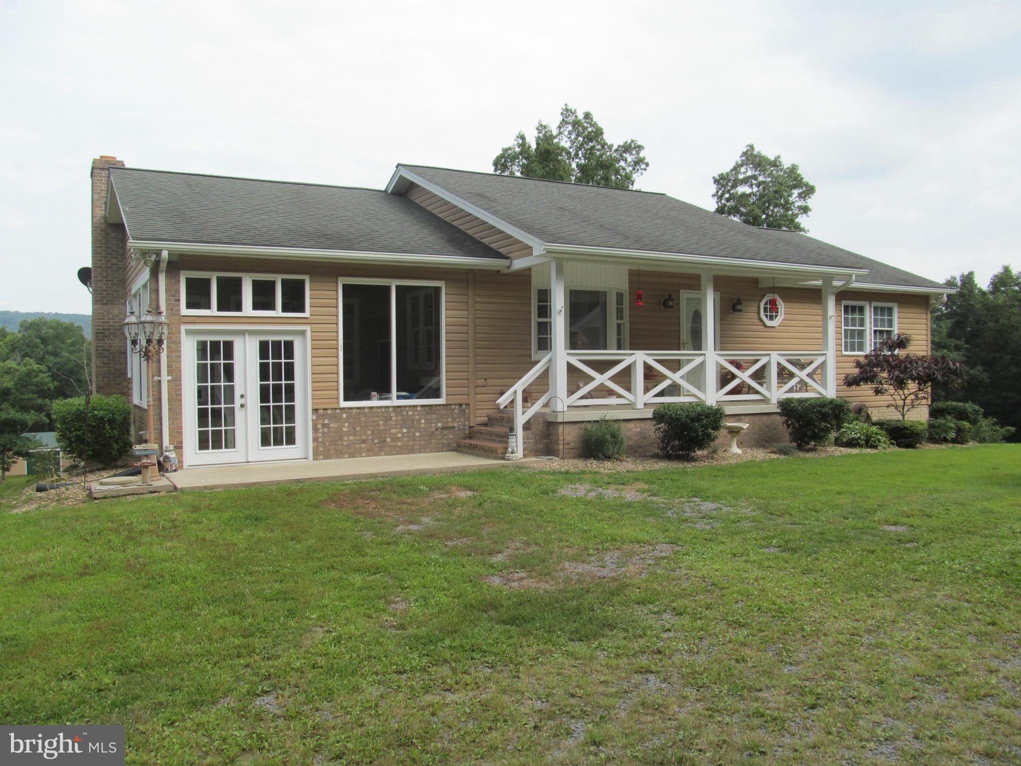 FALLBUSH MT EST - Residential