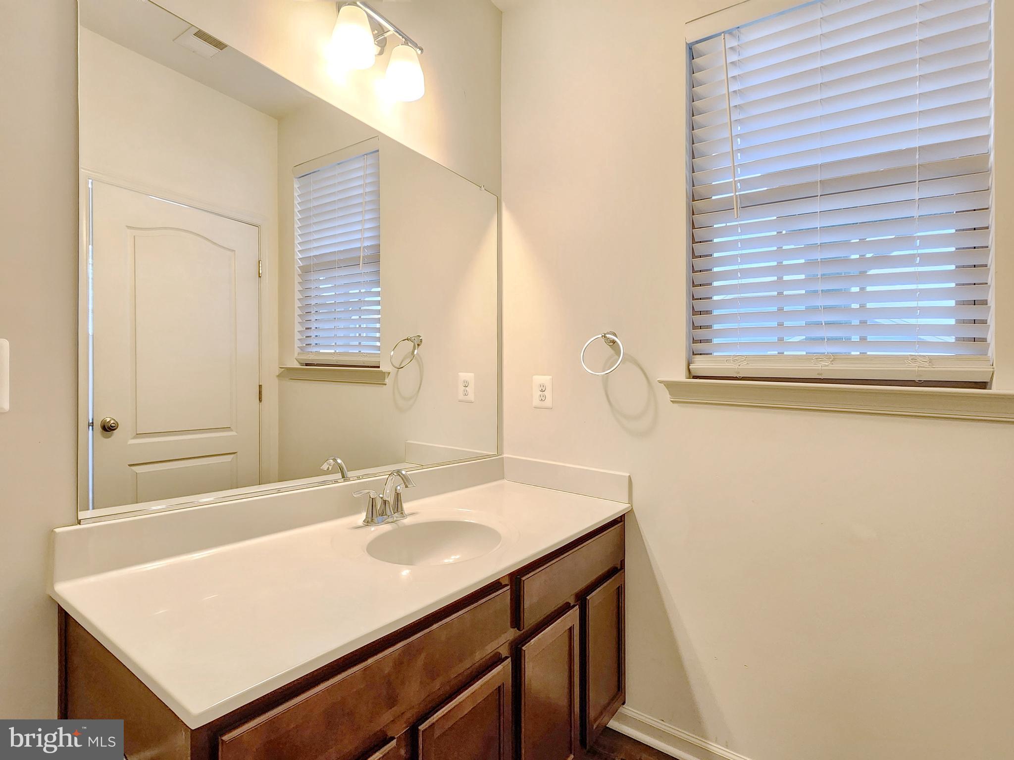 NEW POST ON THE RAPPAHANNOCK - Residential