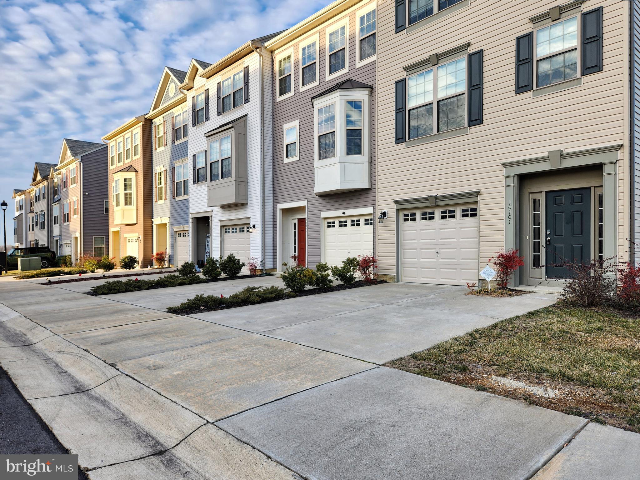 NEW POST ON THE RAPPAHANNOCK - Residential