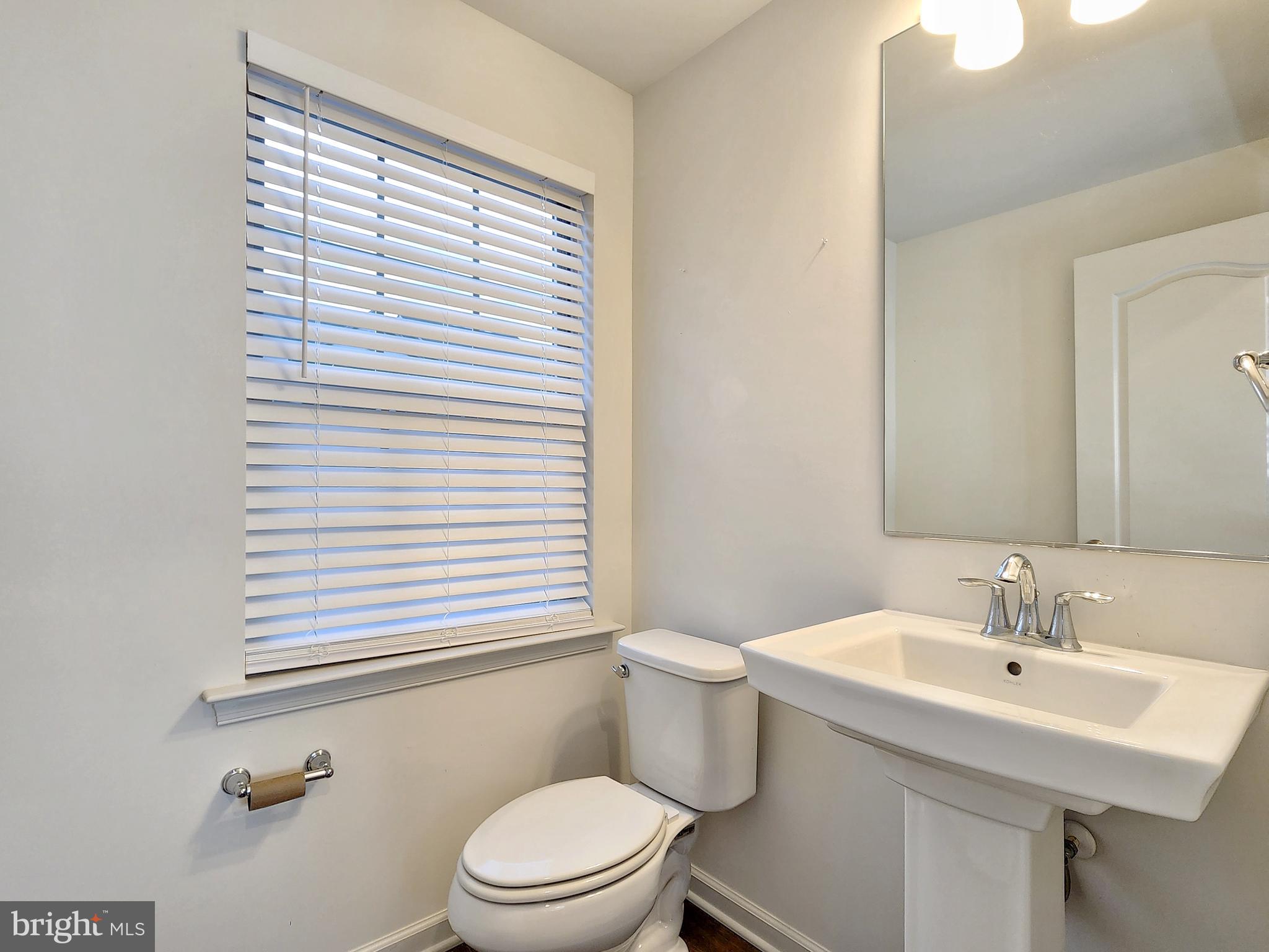 NEW POST ON THE RAPPAHANNOCK - Residential