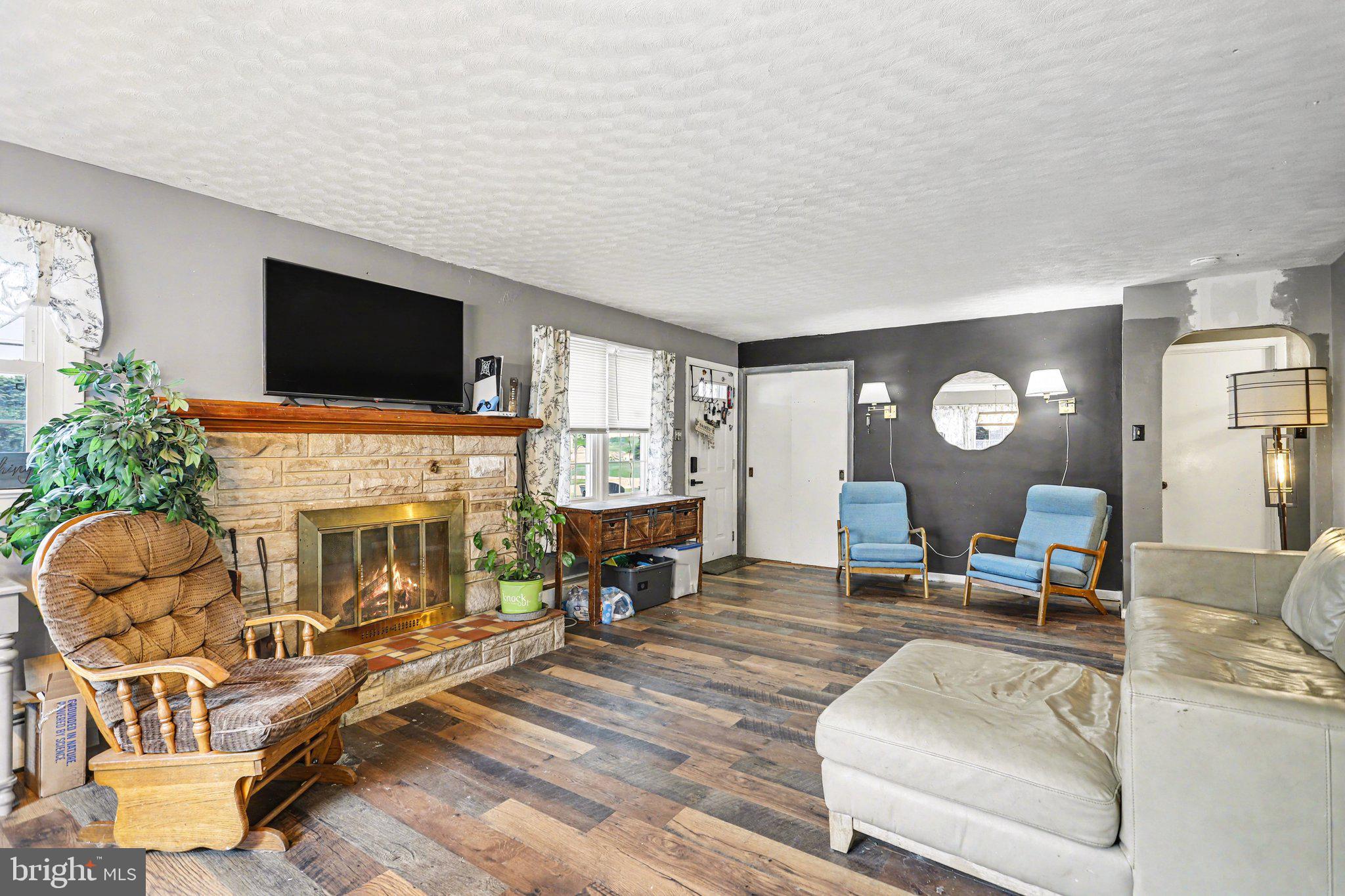 212 BARCROFT ROAD