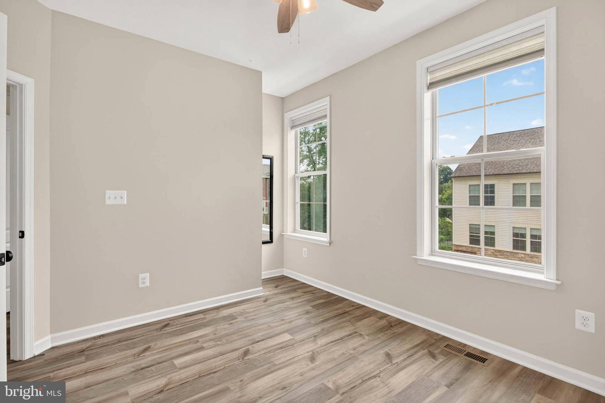 ASHTON MARKET - Residential Lease