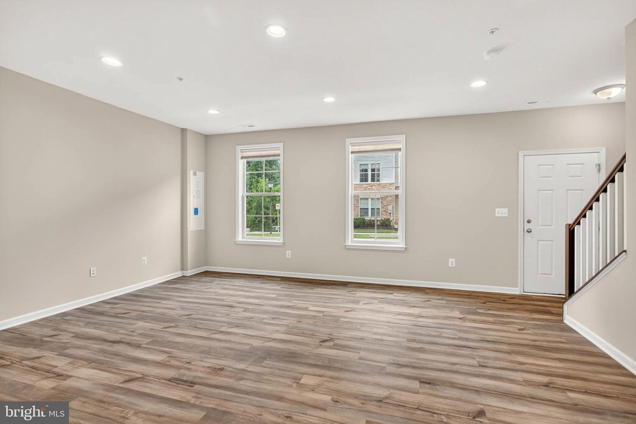 ASHTON MARKET - Residential Lease