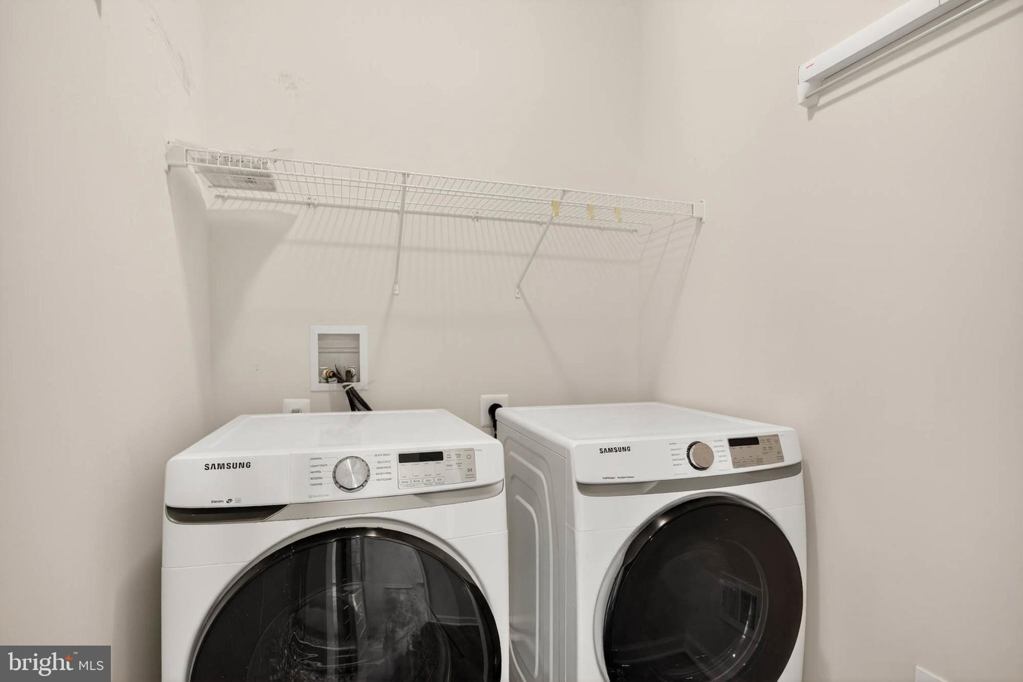 ASHTON MARKET - Residential Lease