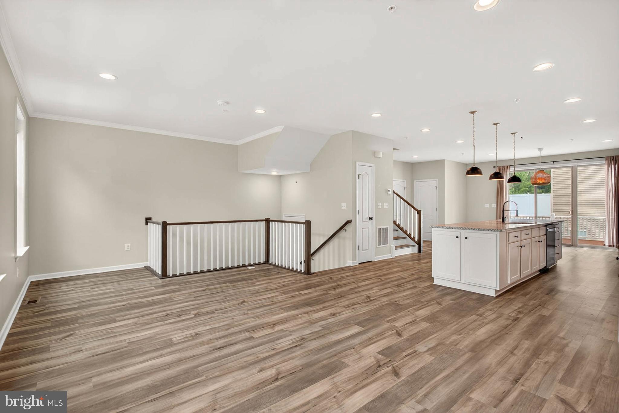 ASHTON MARKET - Residential Lease