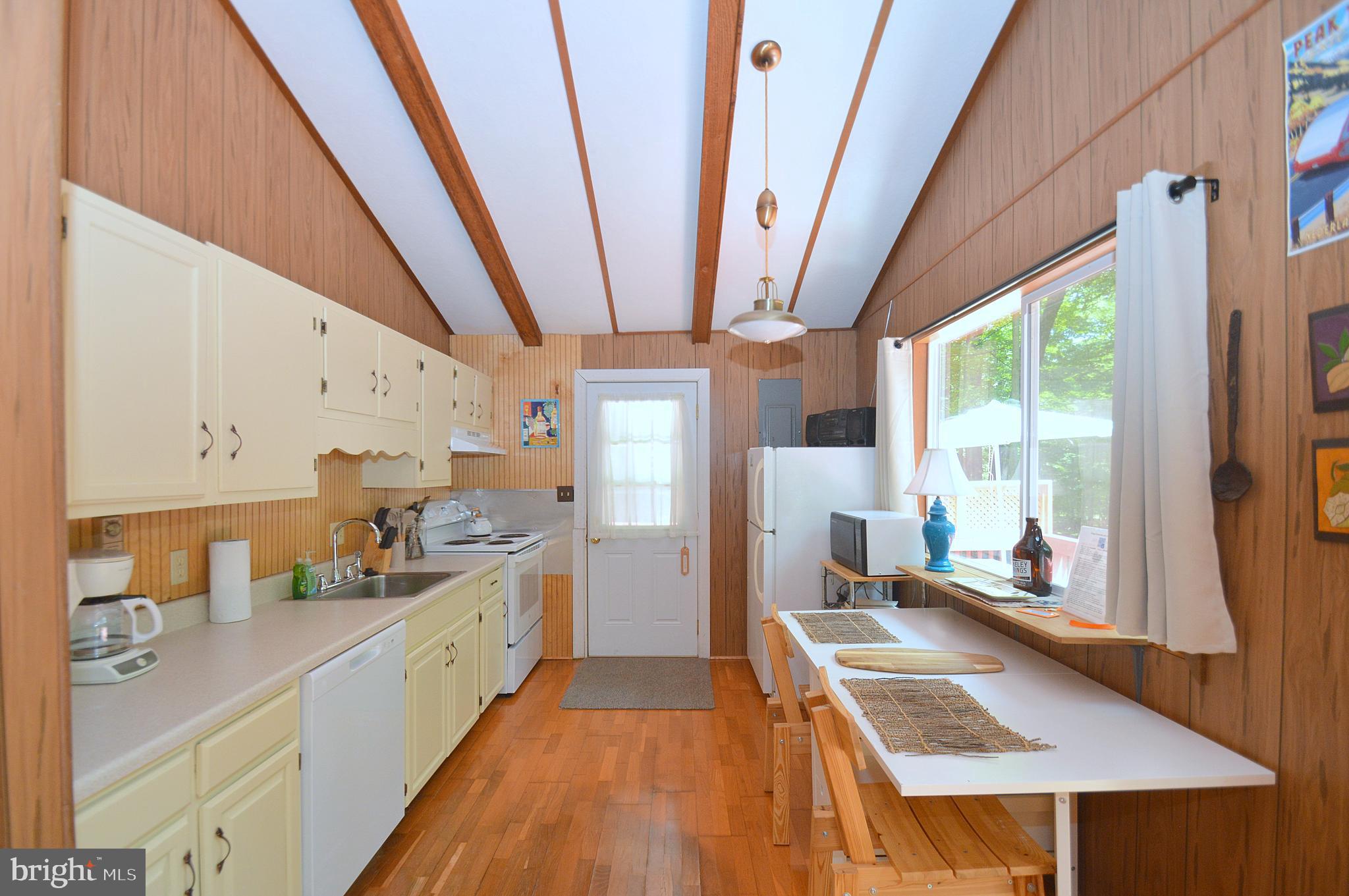 COOLFONT MOUNTAINSIDE - Residential